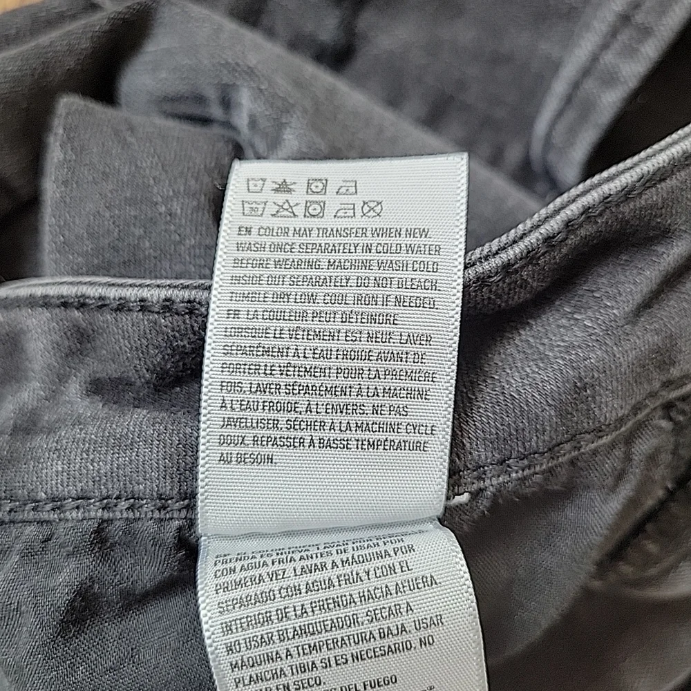 American Eagle Outfitters stylish straight